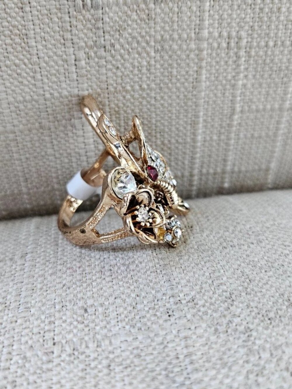 Butterfly Ring Fashion Women Ring Gold Tone Fashion Jewelry Ring Size 8 NW - Picture 8 of 11